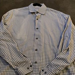 Men’s long sleeve dress shirt